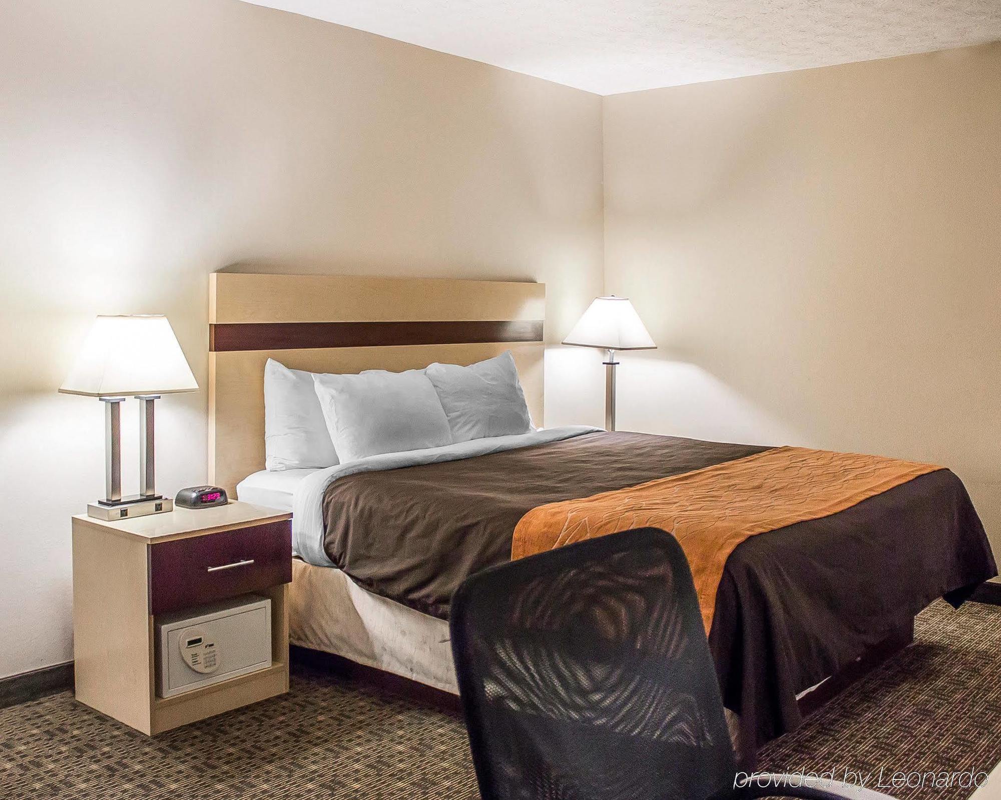 Holiday Inn Express Columbus South - Obetz By Ihg Exterior photo