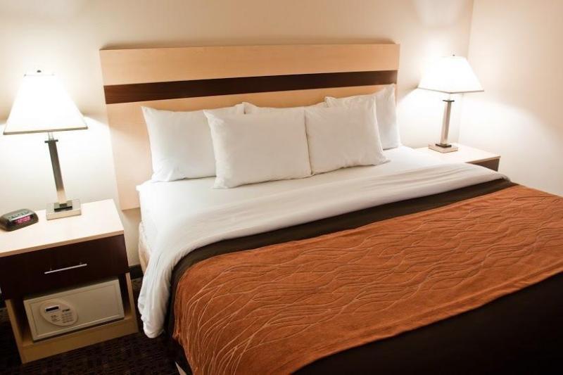Holiday Inn Express Columbus South - Obetz By Ihg Exterior photo
